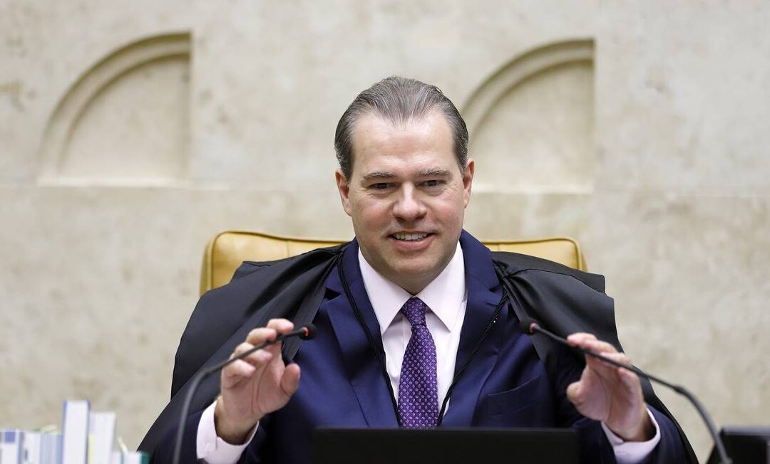 Toffoli vota para começar em 2024 a proibição de ICMS maior sobre eletricidade e telecomunicações